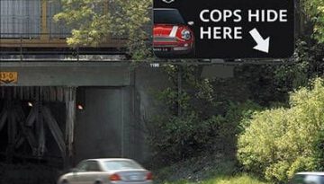 cops-hide-here