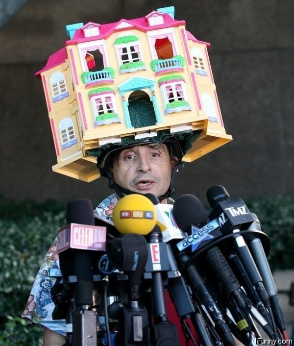 doll-house-hat