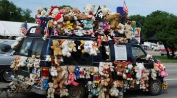 stuffed_animal_car-4082