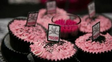 poison-cup-cakes