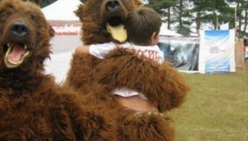 scary-bear-hug