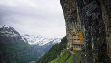 cliff-house