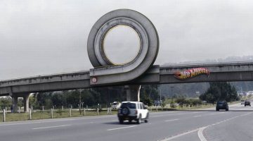 hot-wheels-bridge