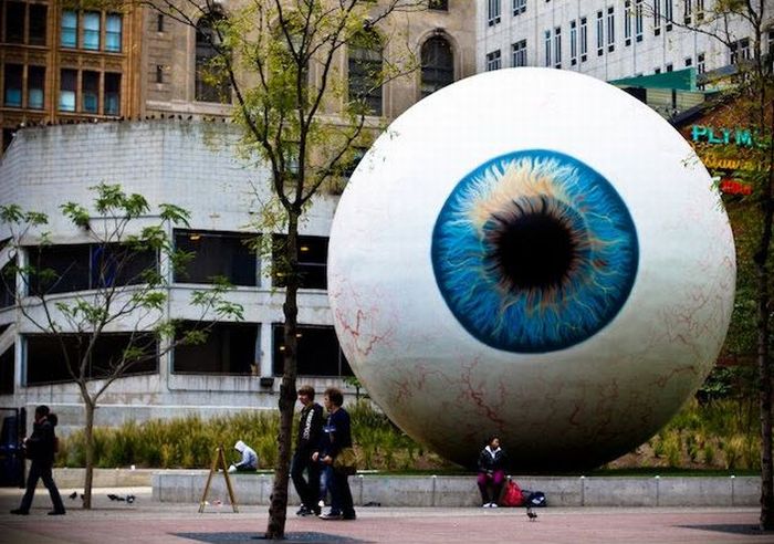 Big Eyeball – 1Funny.com