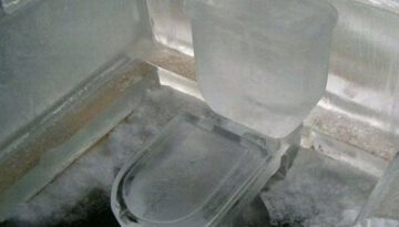 ice-toilet