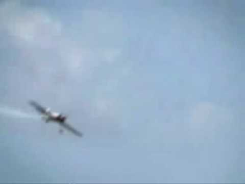 Stunt Plane Loses Its Wing