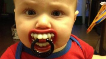 bad-teeth-pacifier