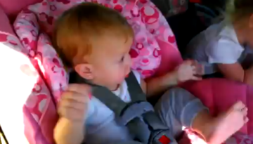 Baby Wakes Up to Gangnam Style   1Funny.com