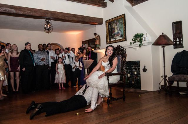 crazy_candid_and_totally_laugh_out_loud_wedding_moments_640_61