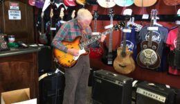 Incredible 81 Year Old Guitar Player