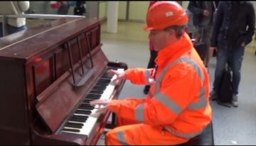 Workman Stuns Audience with His Piano Skills