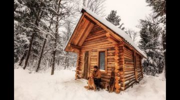 Log-Cabin-TIMELAPSE-Built-By-ONE-MAN-In-The-Forest-Real-Life-Minecraft