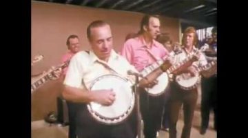 Foggy Mountain Breakdown – Earl Scruggs