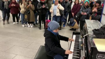 Kid Plays The Best Jingle Bells EVER!