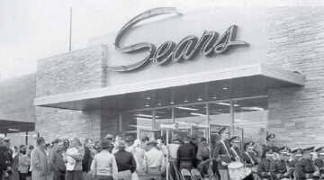 Shopping at Sears in the 1950s – Photos of life in America