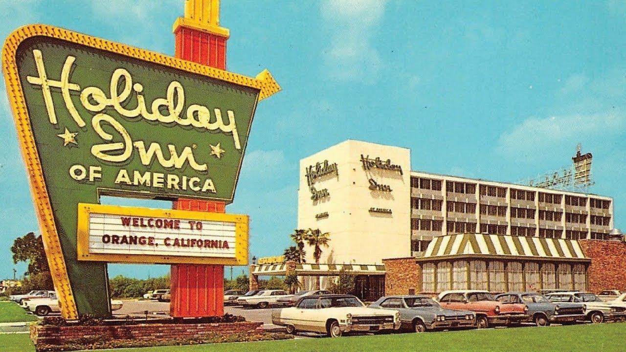 A Stay at the Holiday Inn Life in America