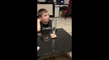 Boy Outsmarts Dad and Takes His Money