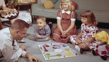 Classic 1950s Toys and Outside Fun – Life in America