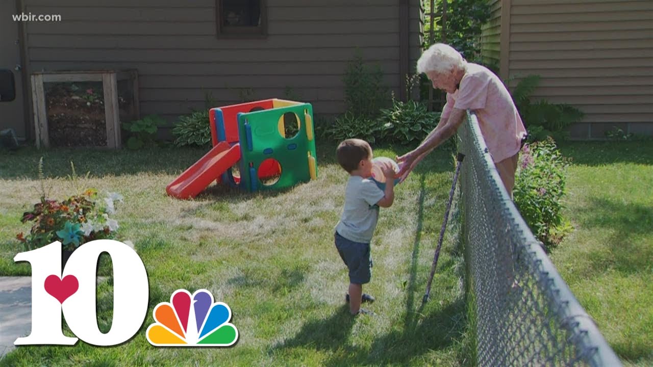 A Beautiful Friendship Between a 2 Year Old Kid and a 99 Year Old Senior