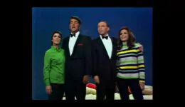 Dean Martin and Frank Sinatra Sing With Their Daughters