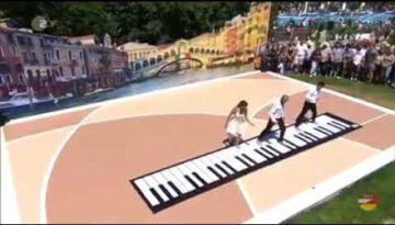 Volare on Life-Size Piano