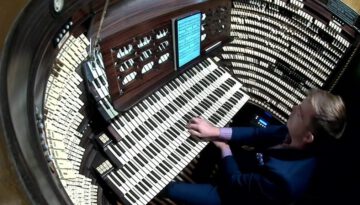 Bohemian Rhapsody on the Largest Pipe Organ in the World