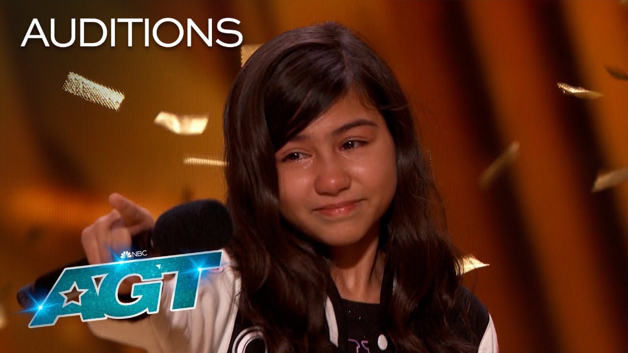 11 Year Old Shocks the Judges With Her Voice Singing Amazing Grace