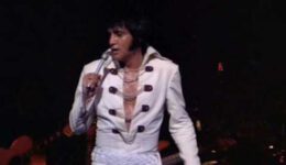 Elvis Presley – Polk Salad Annie Live (High Quality)
