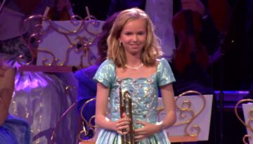 13 Year Old Girl Playing Il Silenzio (The Silence) – André Rieu