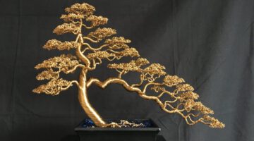 Talented Artist Turn Copper Wires Into a Beautiful Bonsai Tree