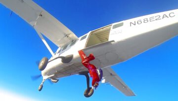 Every Skydiver’s Worst Nightmare