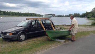 Ingenious Way Load a Boat on Your Car